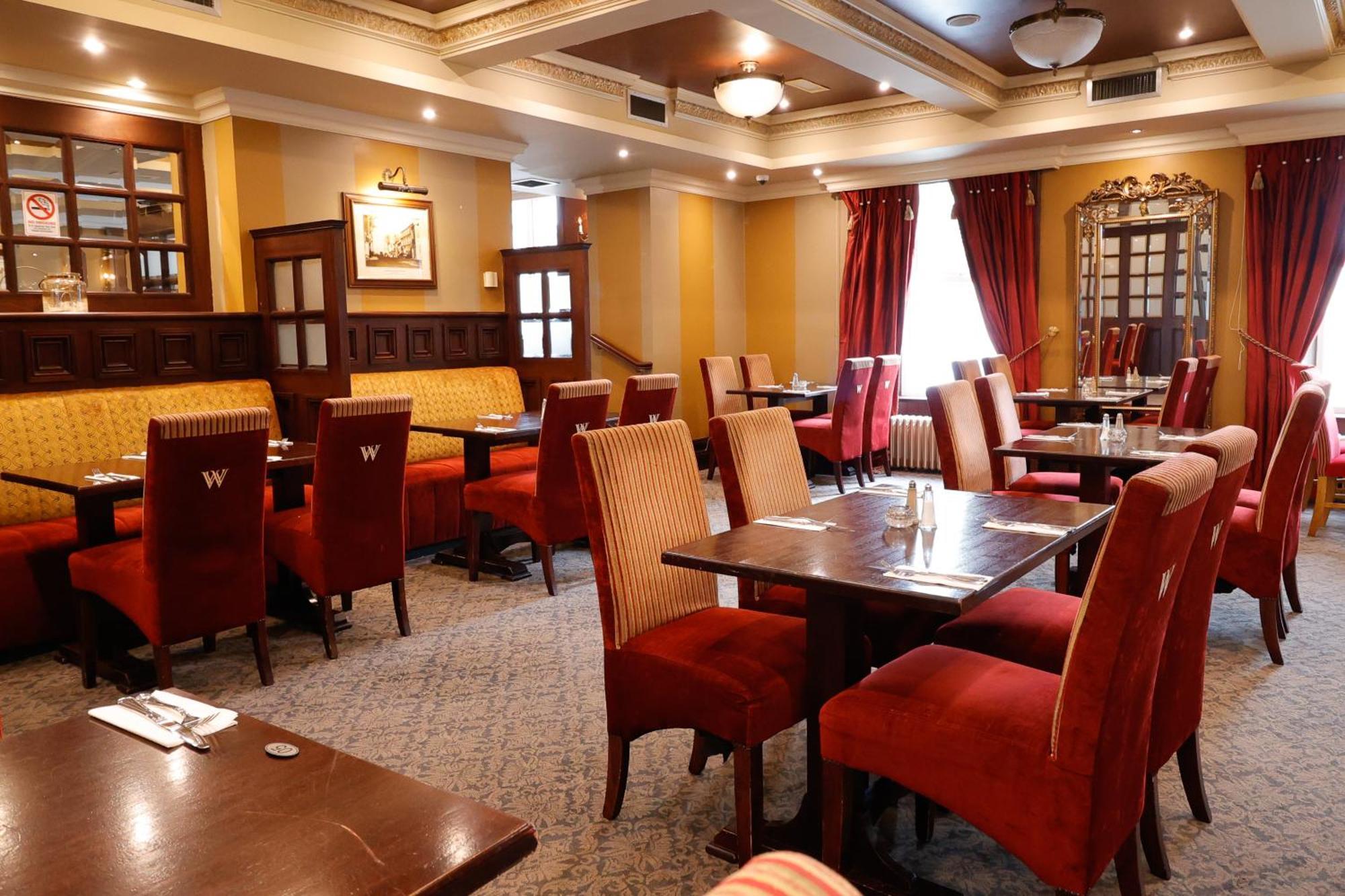 O'Neill Arms Hotel Toome Exterior foto