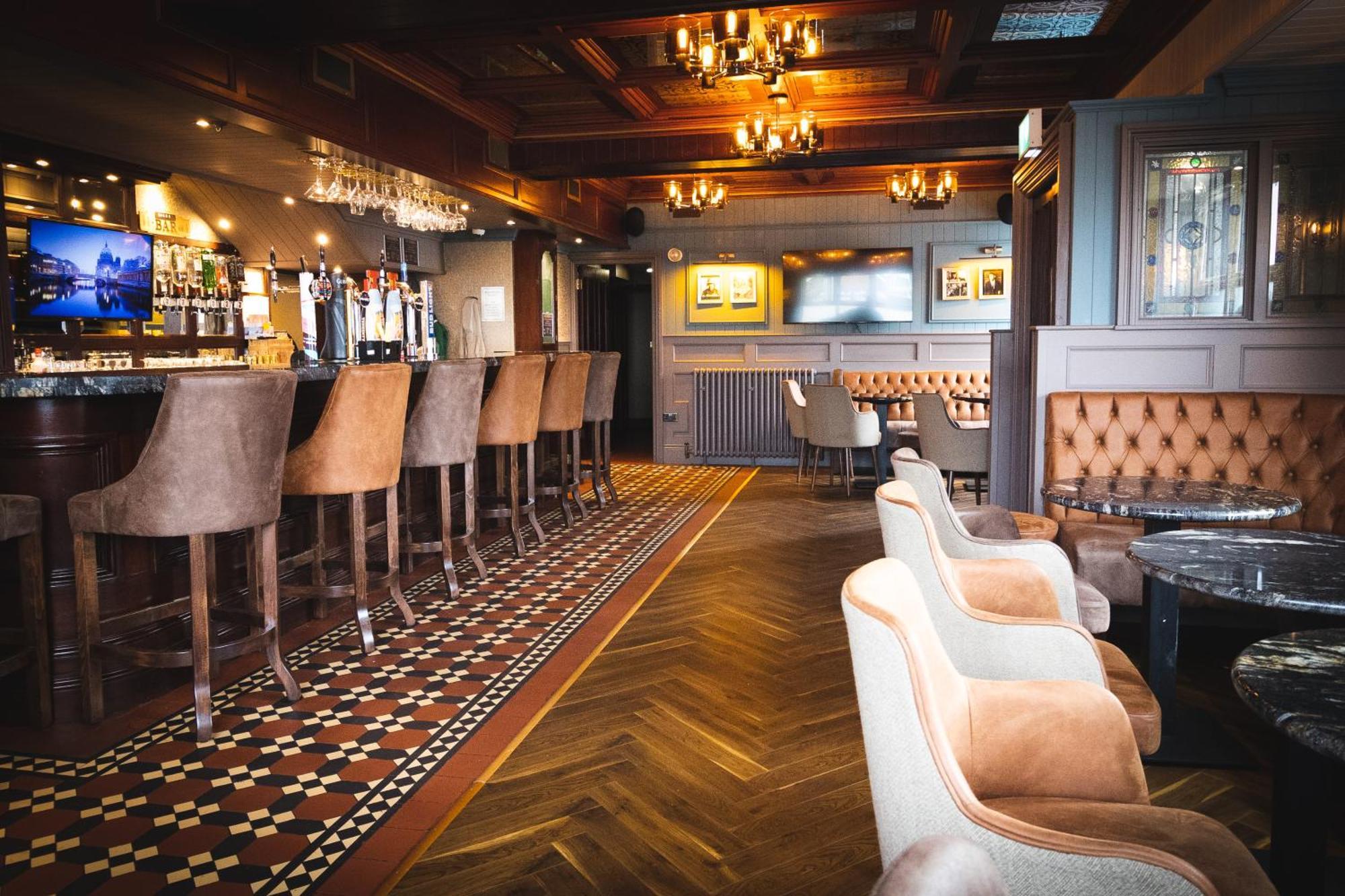 O'Neill Arms Hotel Toome Exterior foto